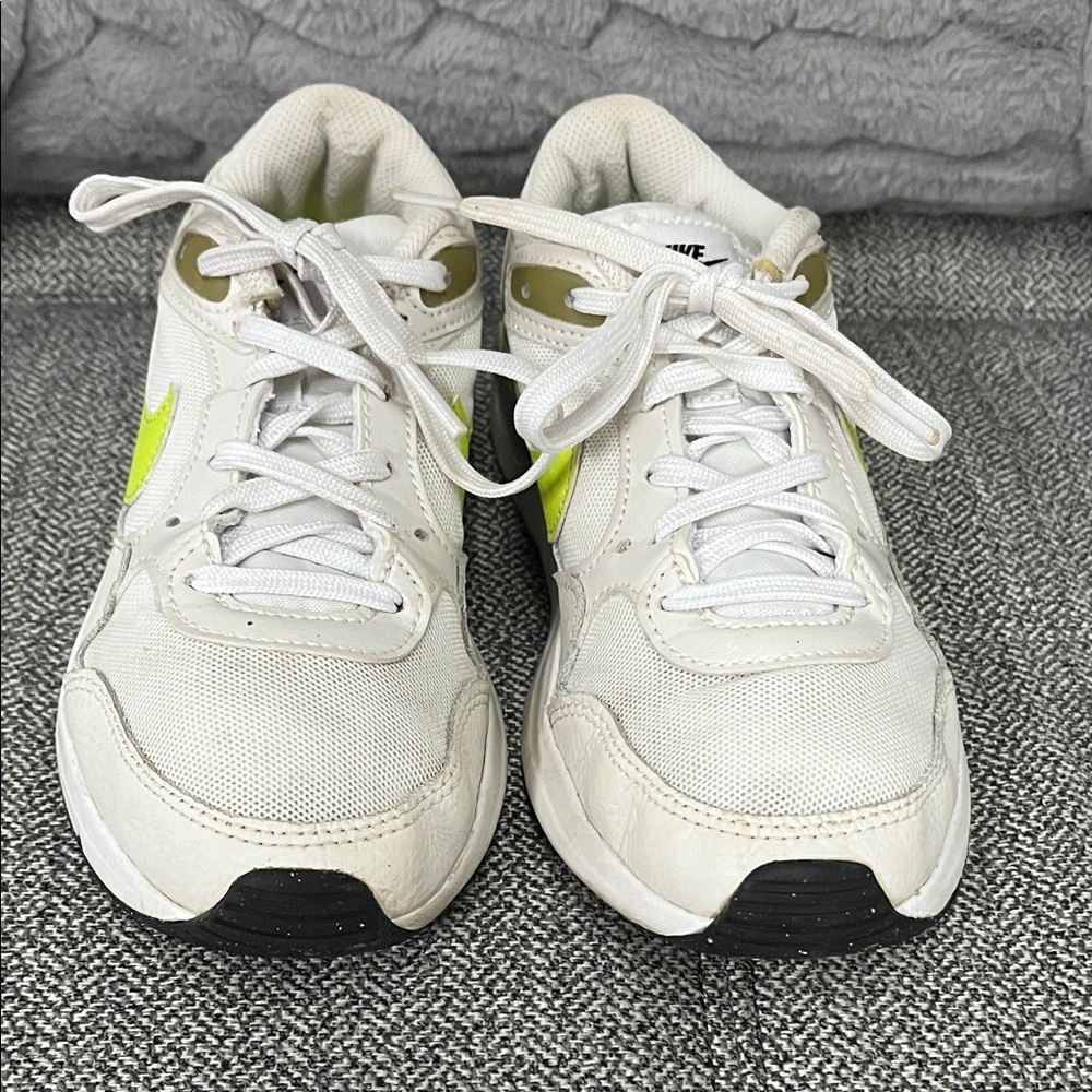 5Y Nike White and Neon Yellow Sneakers - Picture 2 of 6